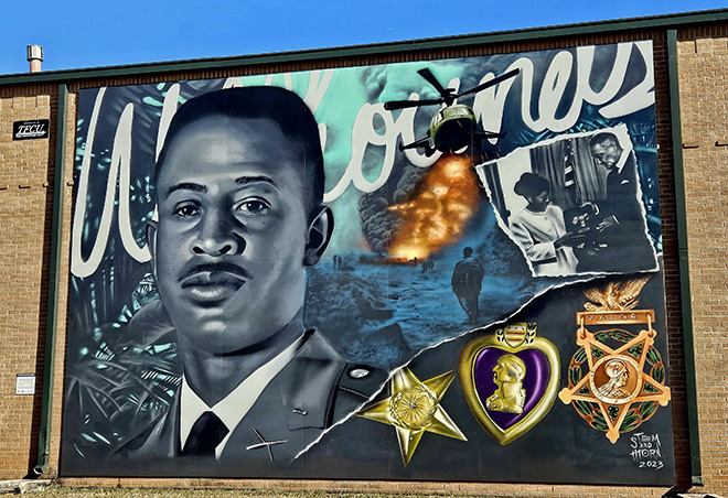 Capt.Pitts_Mural