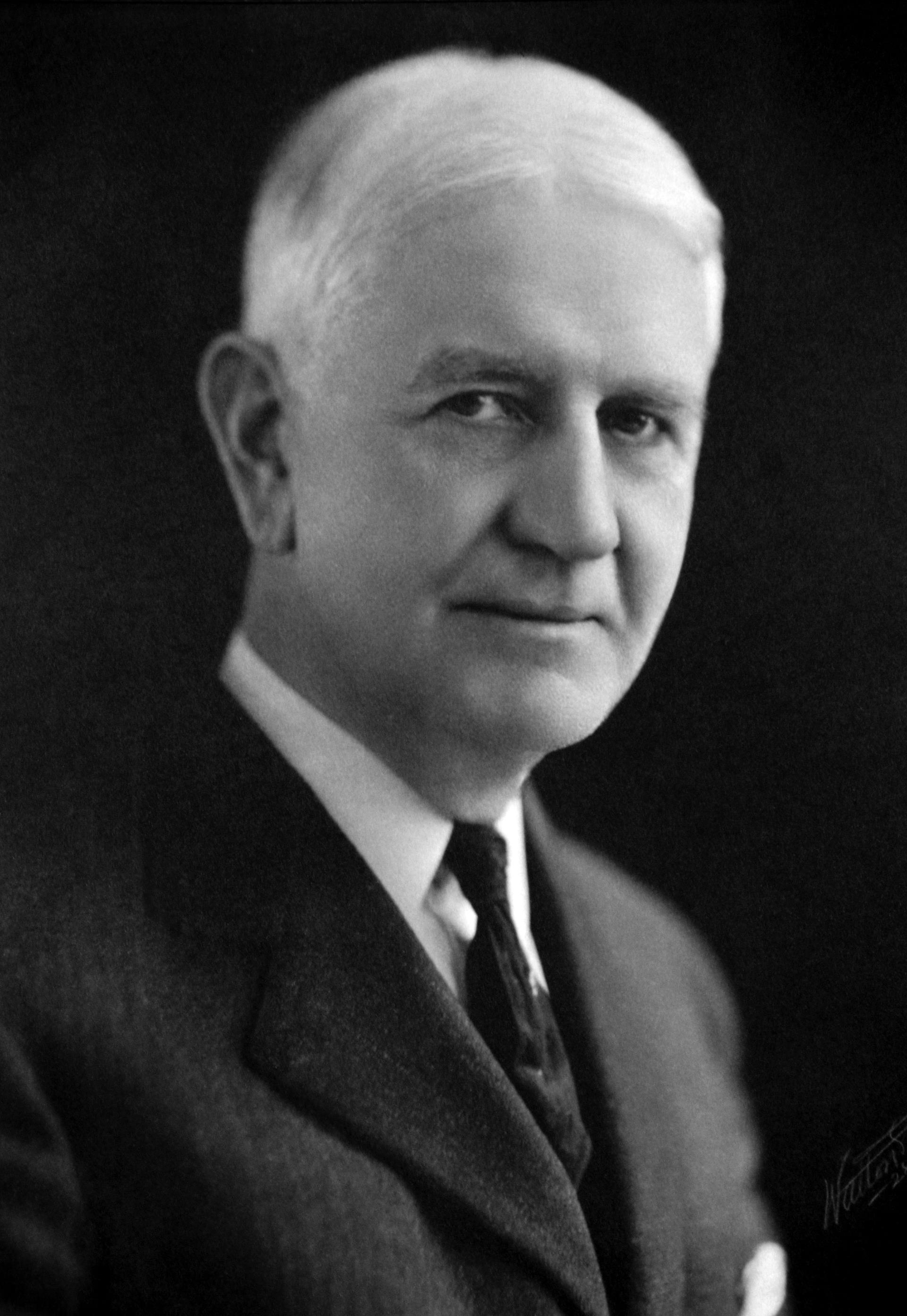 Walter C Dean