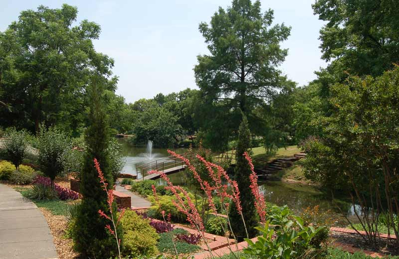 Will Rogers Gardens in the Summer